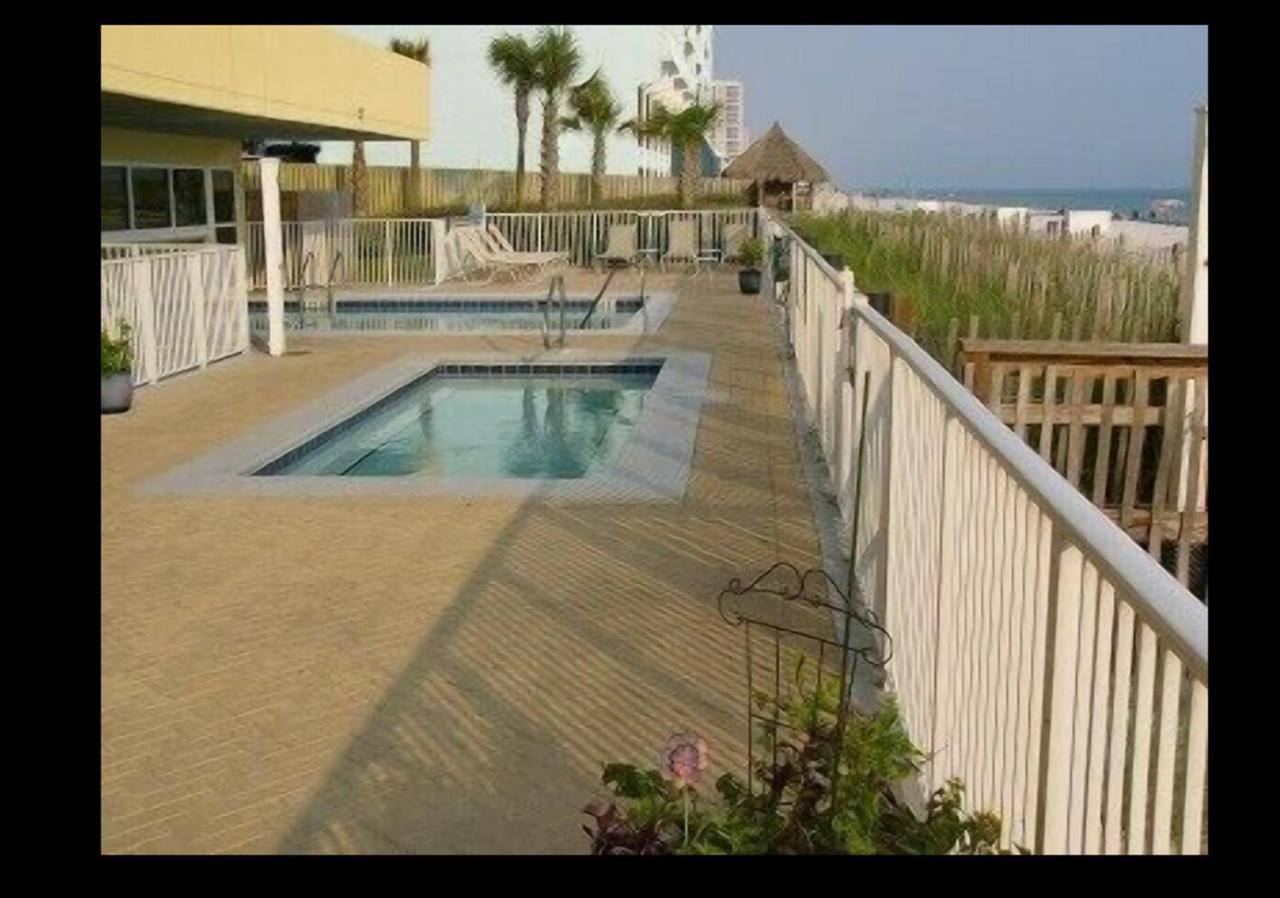 Beautiful Beachfront Views - The Retreat At Emerald Isle Panama City Beach Extérieur photo